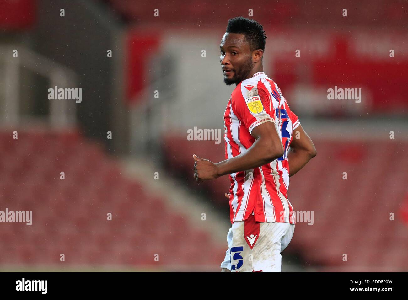John OBI Mikel n. 13 di Stoke City Foto Stock
