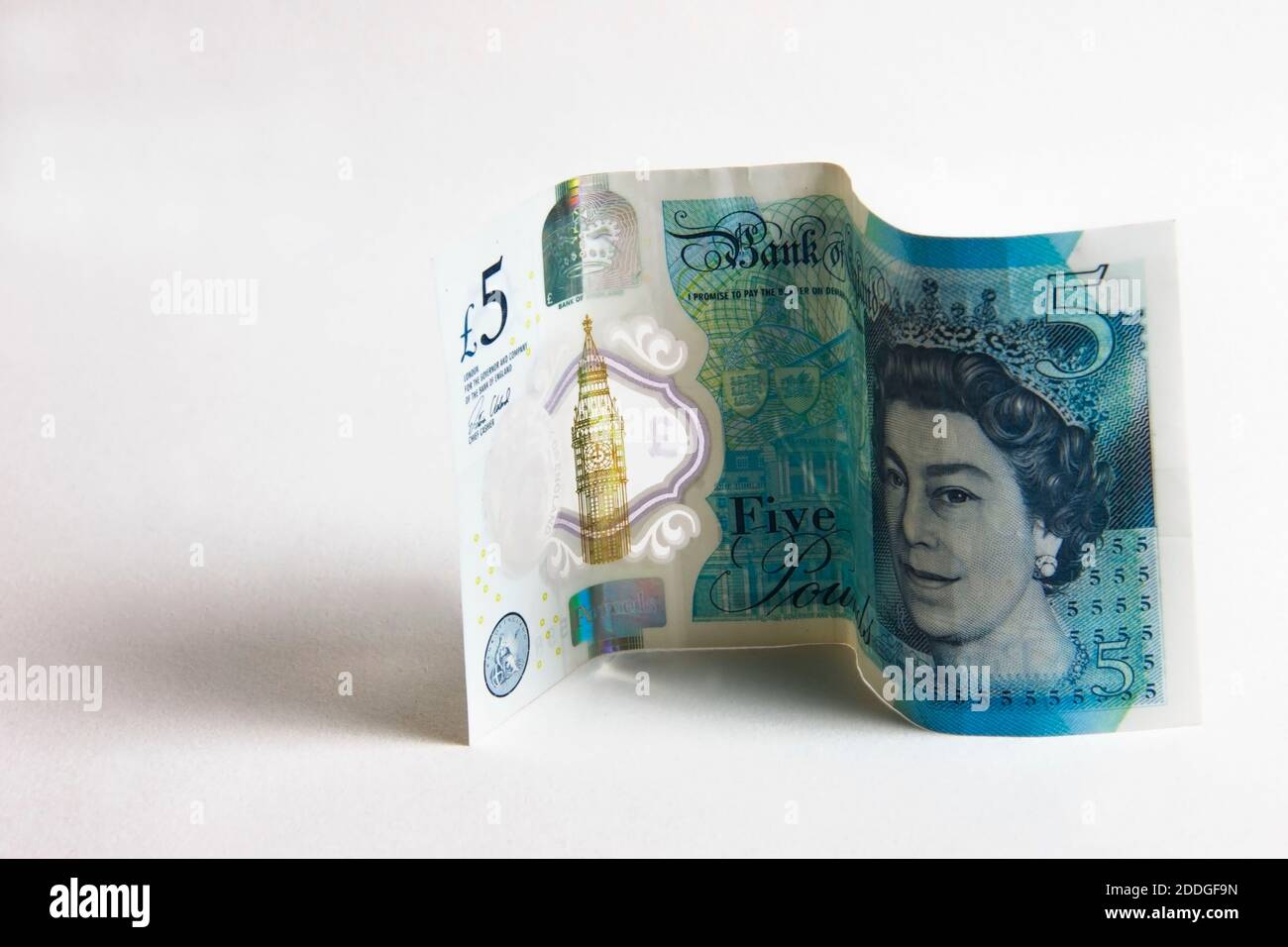 Banconota da 5 libbre. Denaro inglese. Foto Stock