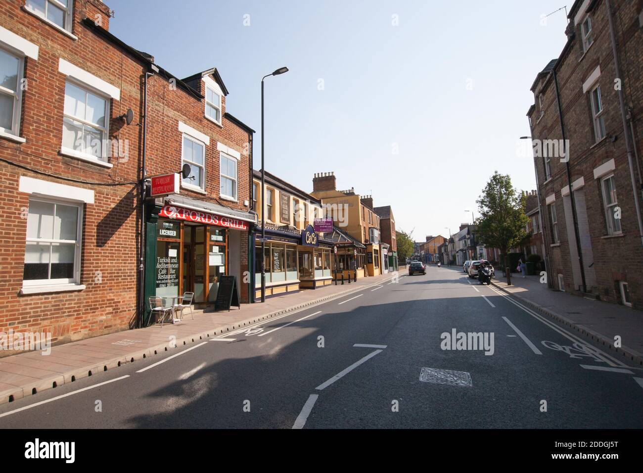 The Cowley Road a St Clements in Oxford, Regno Unito, preso il 15 settembre 2020 Foto Stock