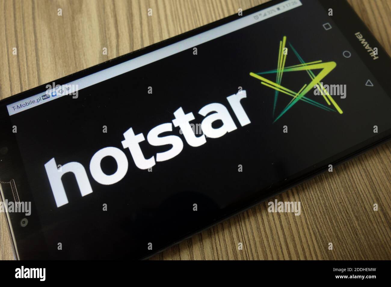 KONSKIE, POLONIA - 21 dicembre 2019: Logo del servizio Hotstar visualizzato sul telefono cellulare Foto Stock