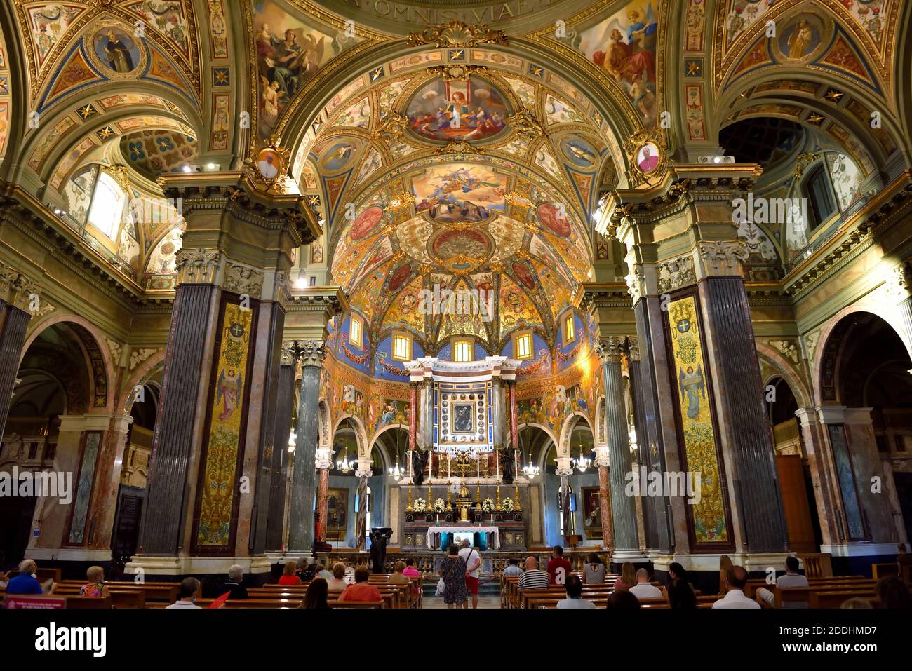 Interno Santuario Madonna Di Pompei Santuario Della Vergine Del Rosario Di Pompei Immagini e Fotos Stock