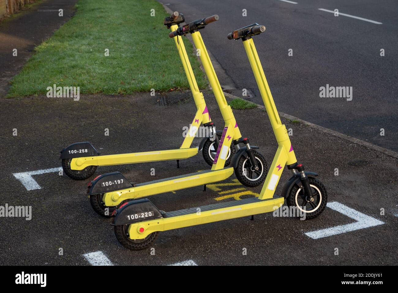 Noleggio e-scooter (scooter elettrici), gestito da Zipp Mobility per conto  di Buckinghamshire Council ha recentemente avviato un processo di noleggio  a breve termine di 12 mesi approvato da DFT ad Aylesbury e