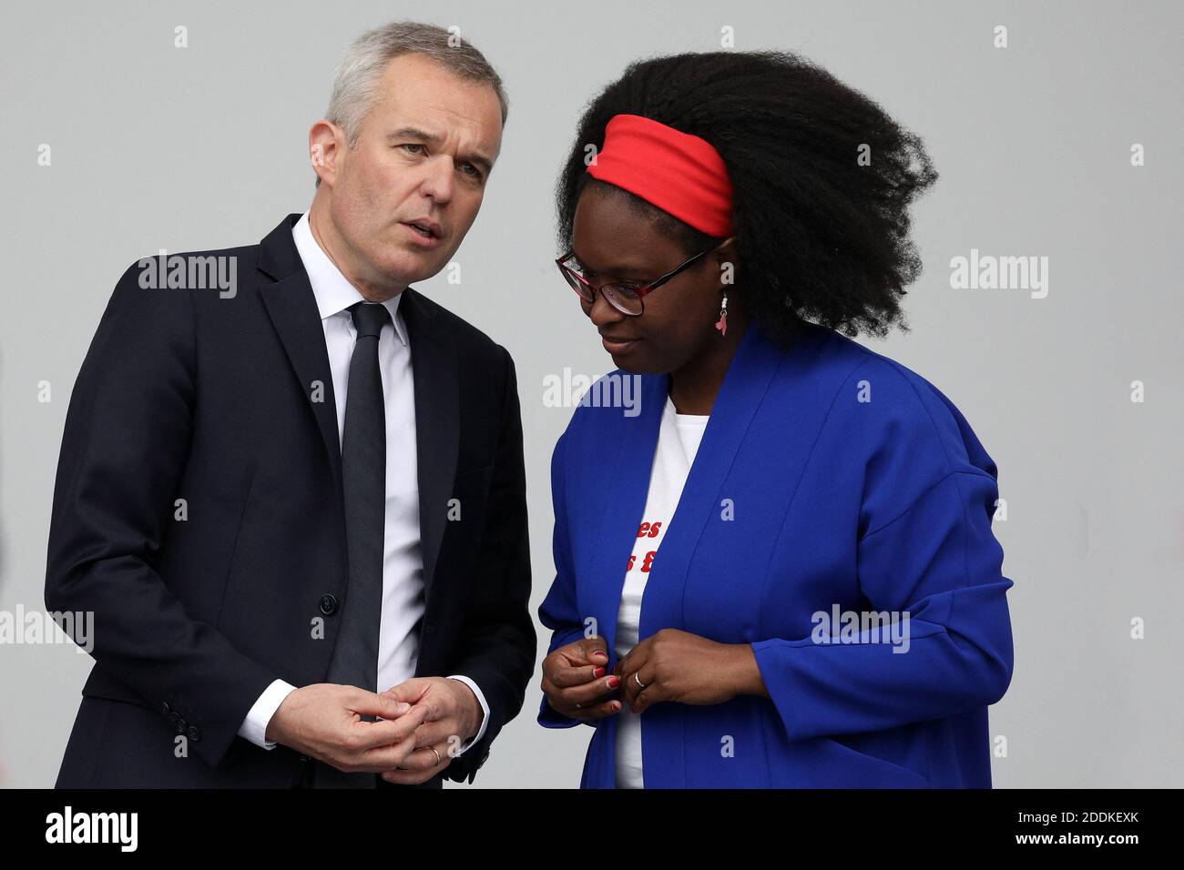 François de Rugy, ministre de la Transition Ecologique et Solidaire, Sibeth ndiaye, secrétaire d'État auprès du Premier ministre et Porte-parole du gouvernement, lors du 139ème défilé militaire du 14 juillet sur les Champs-Elysées, jour de la Fête Nationale. Parigi, le 14 juillet 2019. Foto Stephane Limouton/Pool/ABACAPRESS.COM Foto Stock