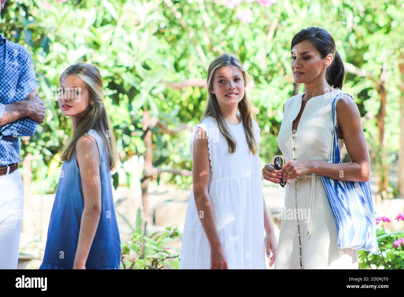 Il re spagnolo Felipe VI e la regina Letizia con la principessa Leonor e l'infante Sofia de Borbon durante la visita Casa Museo Son Marroig a Palma di Maiorca, Spagna il 08 agosto 2019. Foto di Cordon/ABACAPRESS.COM Foto Stock
