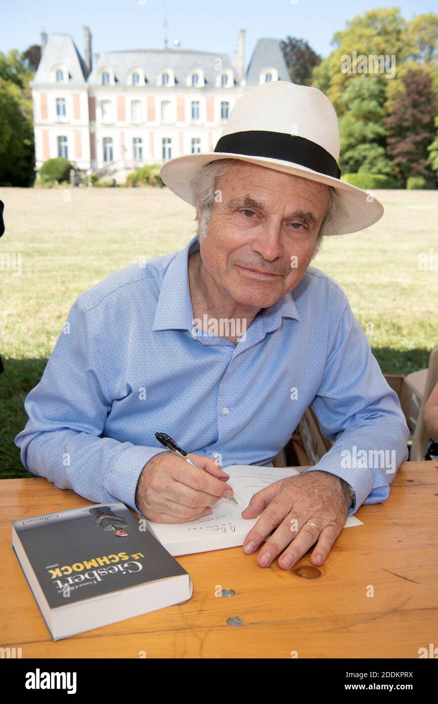 Franz-Olivier Giesbert partecipa alla seconda edizione di 'Les Ecrivains Chez Gonzague Saint Bris' (ex Foret des Livres) a Chanceaux près Loches, Francia, il 25 2019 agosto. Foto di David Niviere/ABACAPRESS.COM Foto Stock