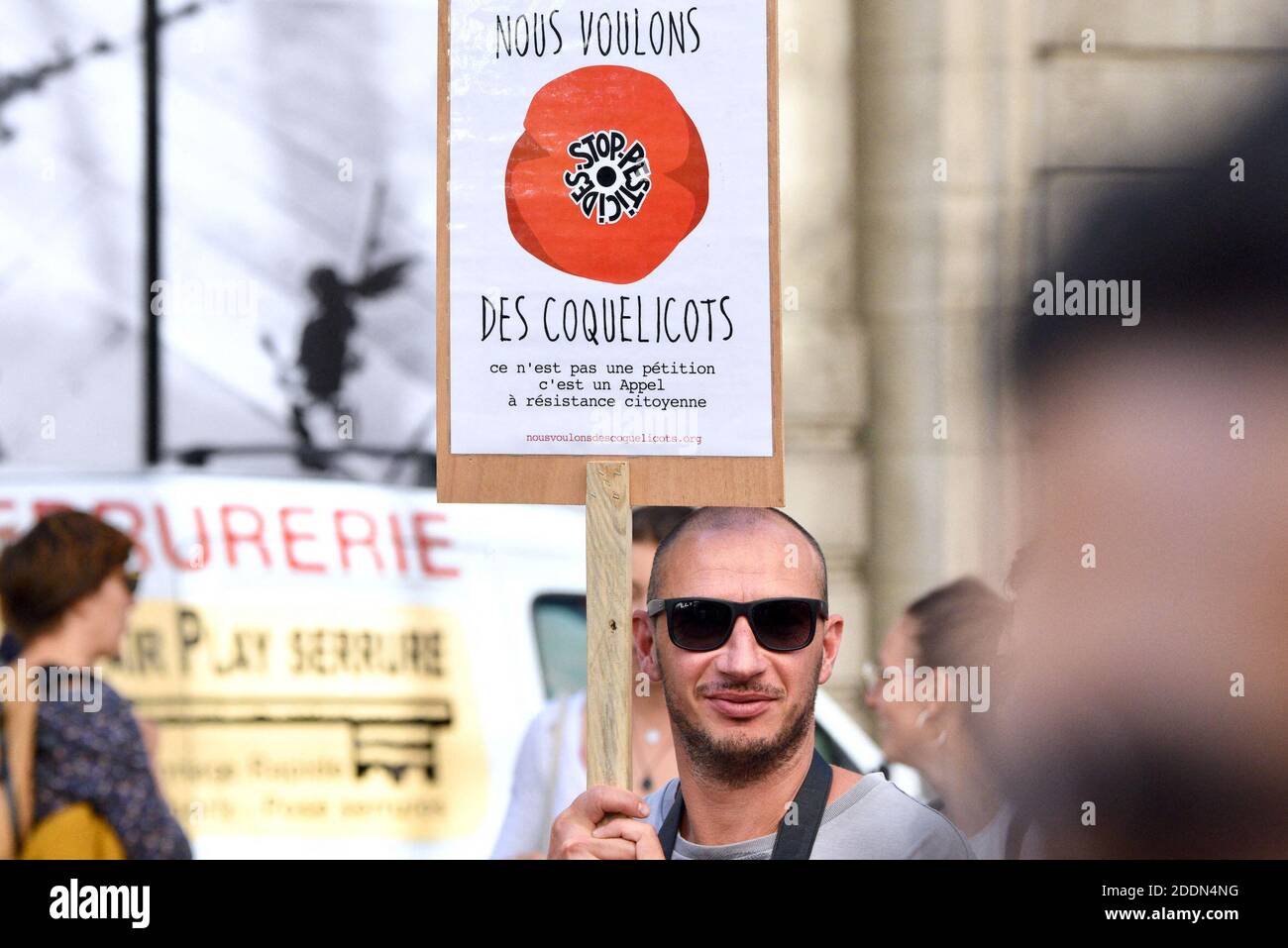 Manifesti durante il clima marcia che ha riunito quasi 5,000 persone a Strasburgo, Francia, il 21 settembre 2019. Questo incontro mira a chiedere al governo francese che vengano adottate misure concrete di fronte al cambiamento climatico. Foto di Nicolas Roses/ABACAPRESS.COM Foto Stock