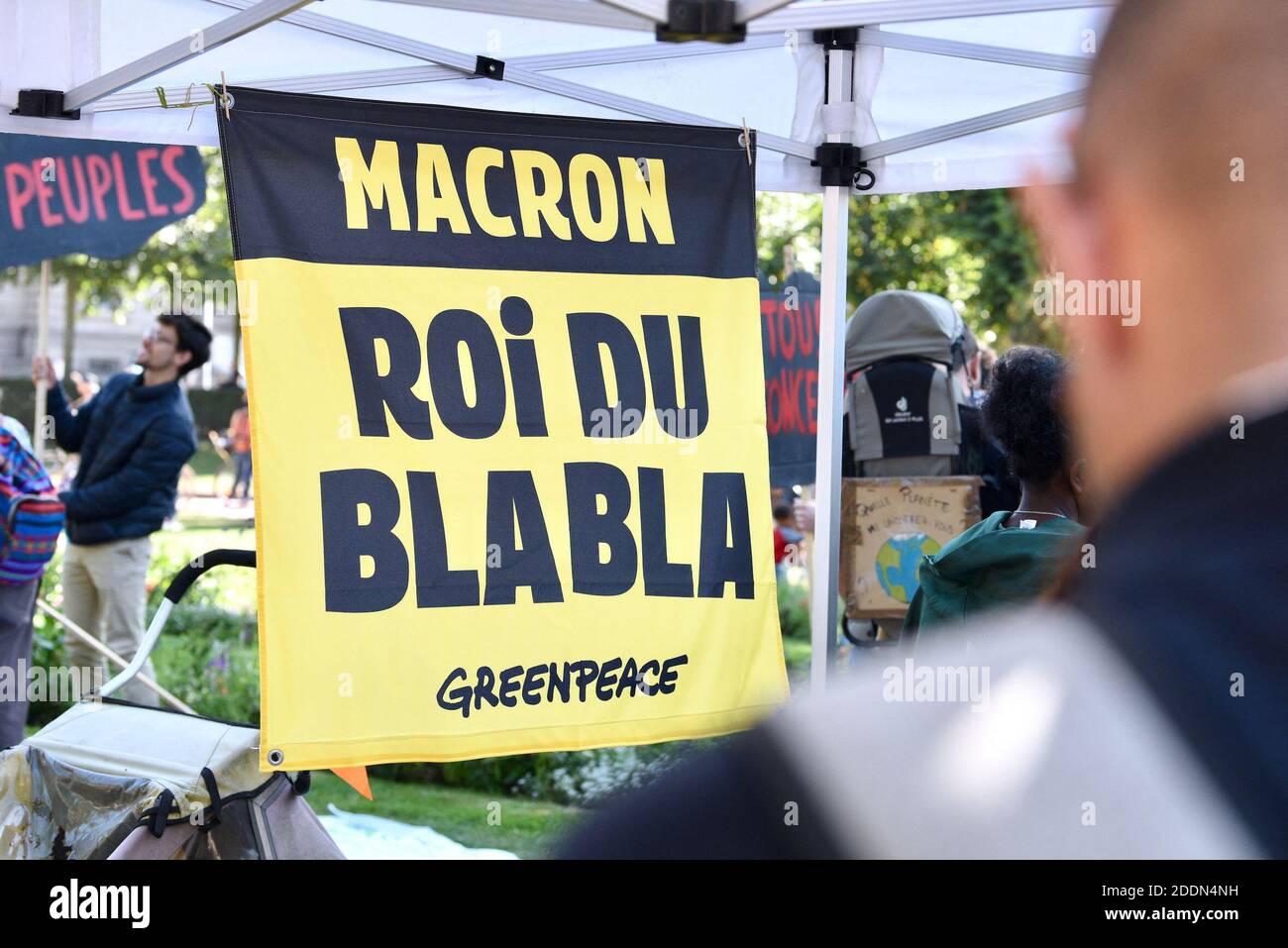 Manifesti durante il clima marcia che ha riunito quasi 5,000 persone a Strasburgo, Francia, il 21 settembre 2019. Questo incontro mira a chiedere al governo francese che vengano adottate misure concrete di fronte al cambiamento climatico. Foto di Nicolas Roses/ABACAPRESS.COM Foto Stock