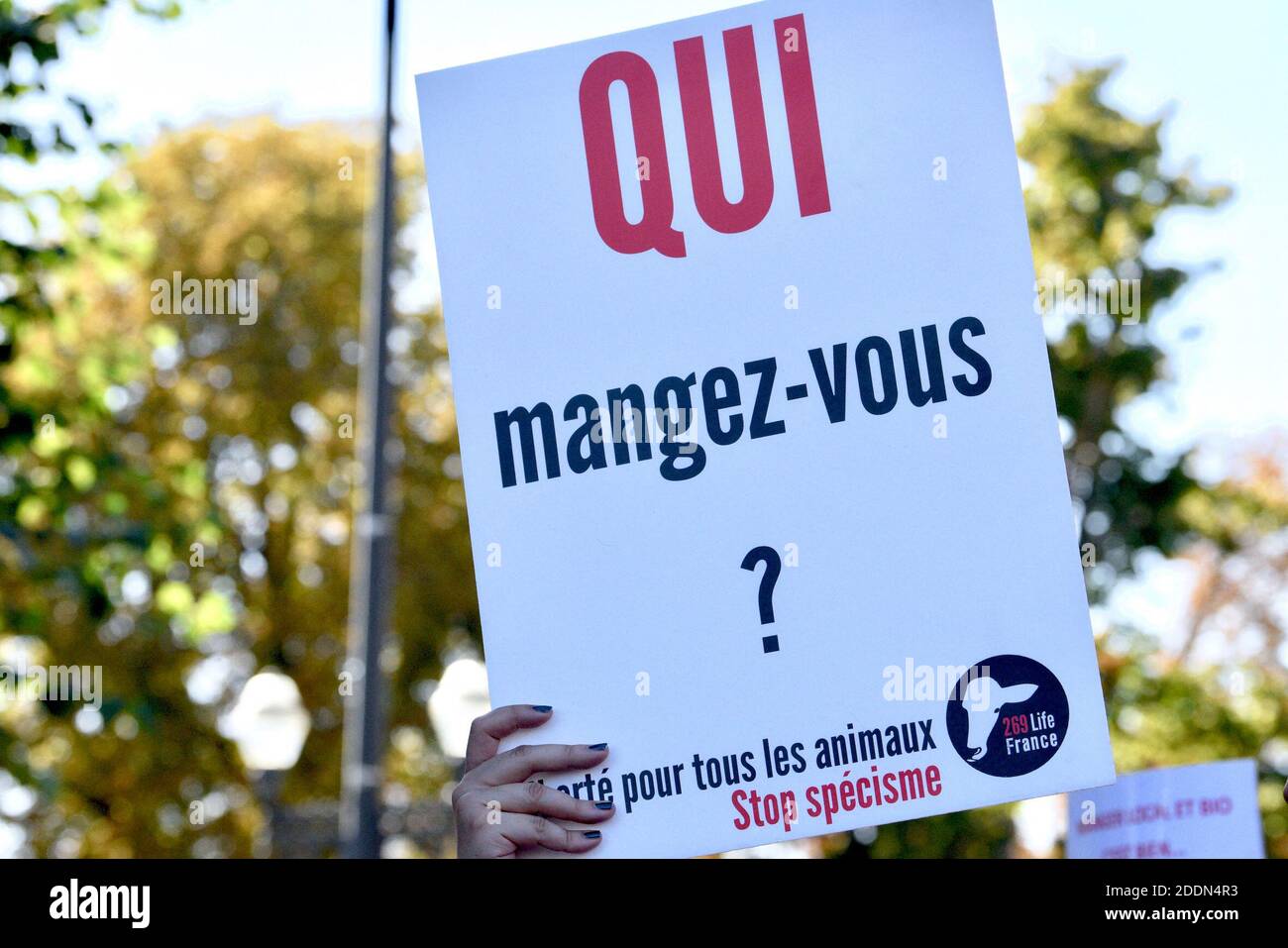 Manifesti durante il clima marcia che ha riunito quasi 5,000 persone a Strasburgo, Francia, il 21 settembre 2019. Questo incontro mira a chiedere al governo francese che vengano adottate misure concrete di fronte al cambiamento climatico. Foto di Nicolas Roses/ABACAPRESS.COM Foto Stock