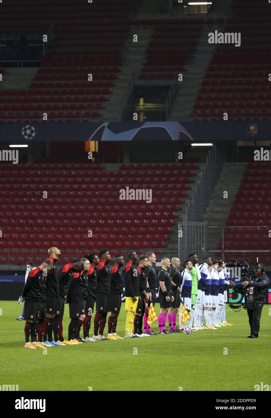Presentazione delle squadre prima della UEFA Champions League, partita di calcio del Gruppo e tra Stade Rennais e Chelsea il 24 novembre 20 / LM Foto Stock