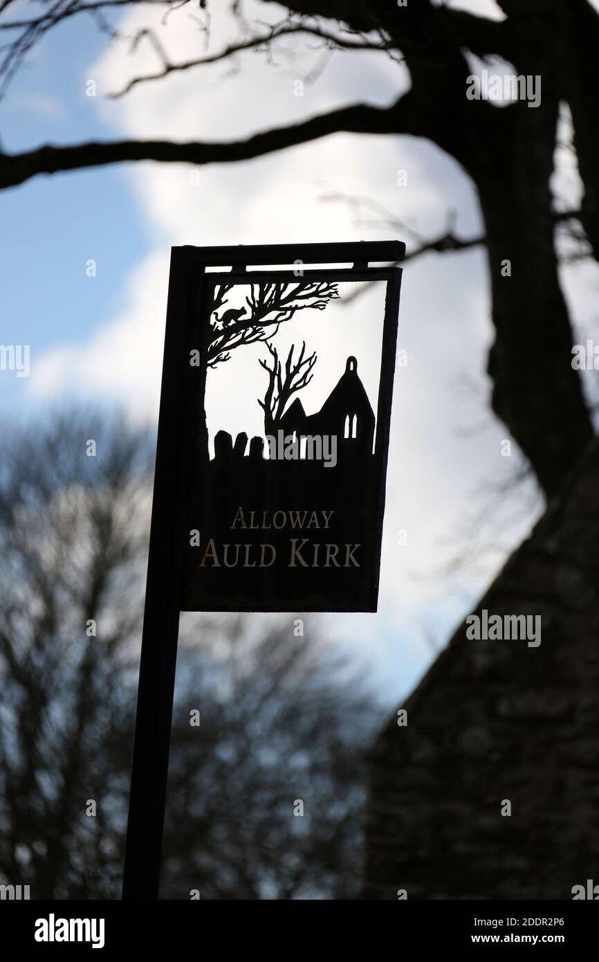 Alloway Auld Kirk, Ayrshire, Scozia, risale al 16 ° secolo, ha ispirato Robert Burns a scrivere la poesia tale di Tam o Shanter Foto Stock