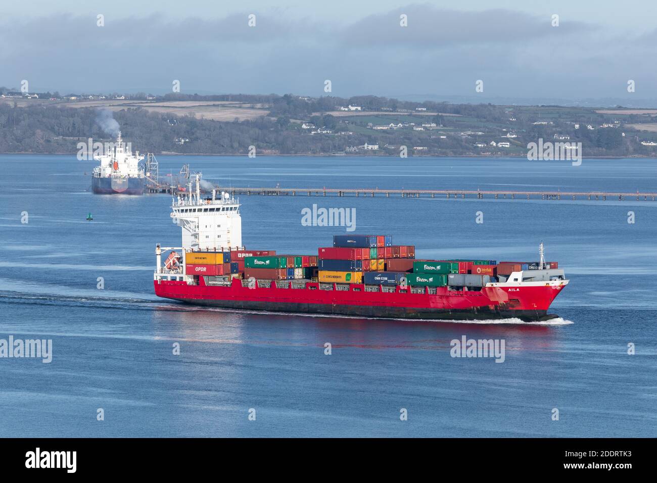 Porto di Cork, Cork, Irlanda. 26 Novembre 2020. La nave Aila lascia il porto di Cork sulla strada per Dunkerque in Francia. Questo nuovo servizio fornisce agli esportatori un collegamento diretto con il continente dall’Irlanda e rimuove qualsiasi timore di incertezze con la Brexit. - credito; David Creedon / Alamy Live News Foto Stock
