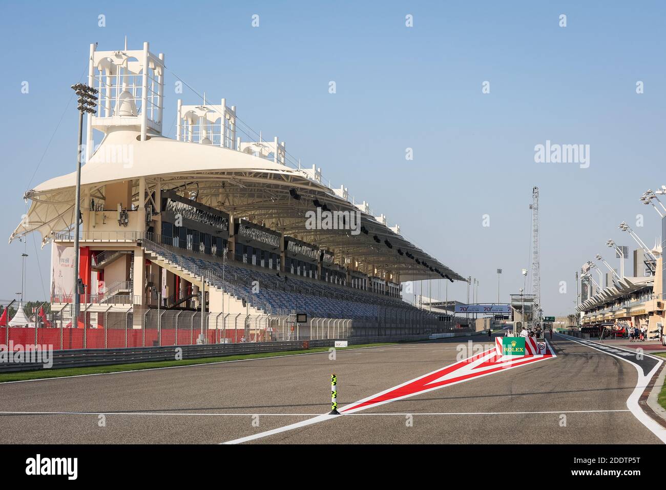 Illustrazione, pista, pista, rettilineo principale, tribune, gradine, durante il Gran Premio del Golfo Air Bahrain di Formula 1 2020, dal 27 al 29 novembre 2020 sul circuito Internazionale del Bahrain, a Sakhir, Bahrain - Foto Antonin Vincent / DPPI / LM Foto Stock