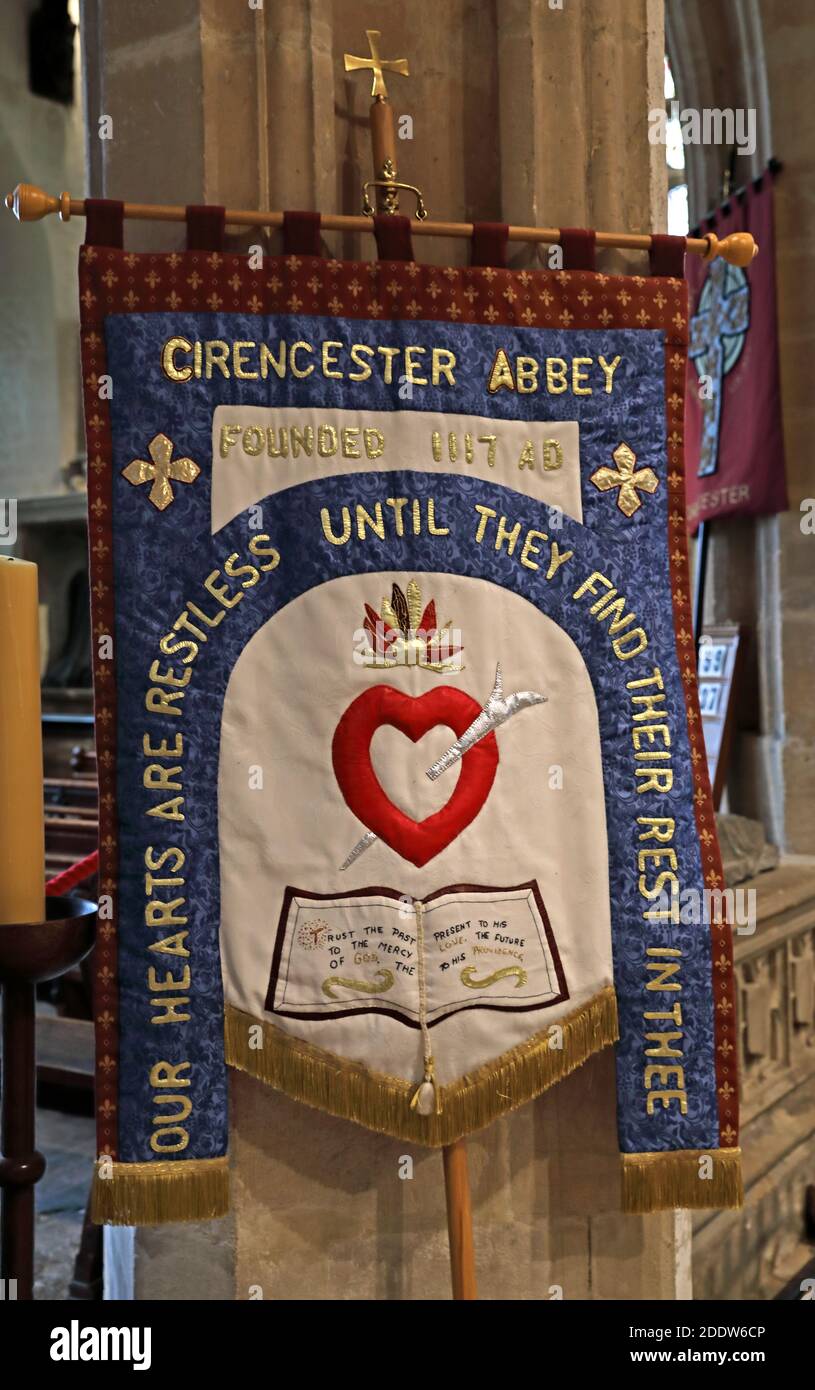 Cirencester Abbey, i nostri cuori sono irrequieti, fino a trovare, il loro resto in te, Cirencester, Gloucestershire, Cotswolds, Inghilterra, Regno Unito, GL7 2NX Foto Stock