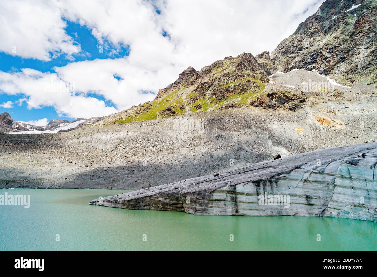 Alta Valmalenco (IT), veduta aerea del ghiacciaio Fellaria, luglio 2018 Foto Stock