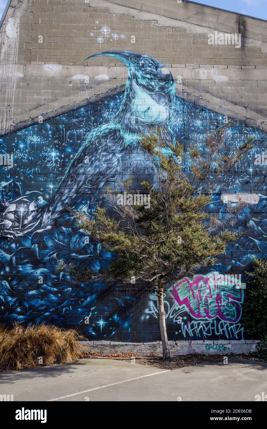 TUI di Elliot Francis Stewart, noto anche come Deus, ha prodotto questa illustrazione per il progetto 'from the Ground Up' nel 2013. Christchurch, Nuova Zelanda. Foto Stock