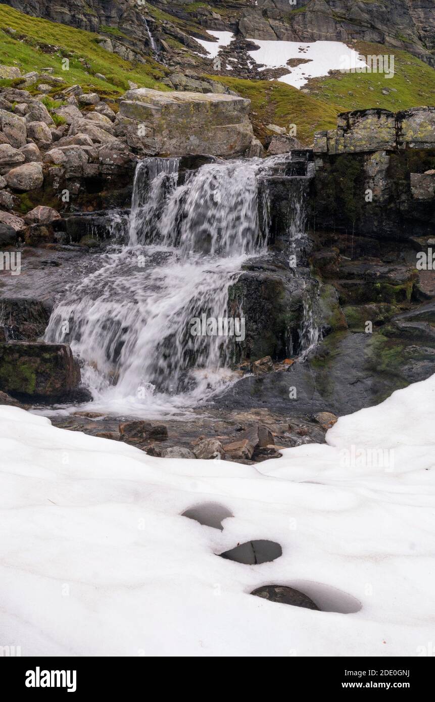 Piccola cascata Roldal fjellet Foto Stock