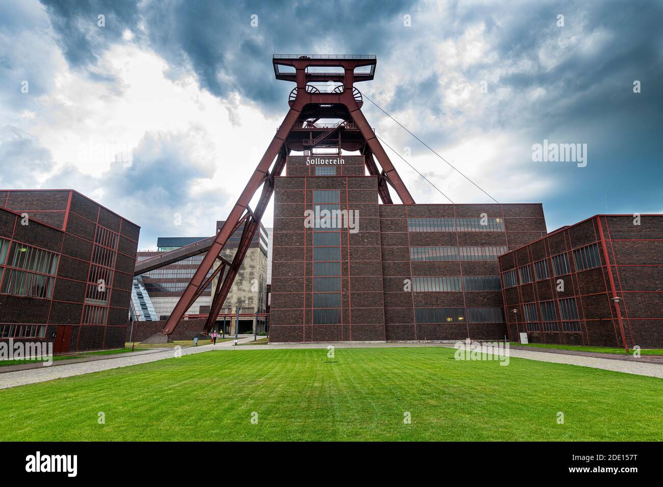 Shaft 12, Zollverein Coal Mine Industrial Complex, patrimonio dell'umanità dell'UNESCO, Essen, Ruhr, Nord Reno-Westfalia, Germania, Europa Foto Stock