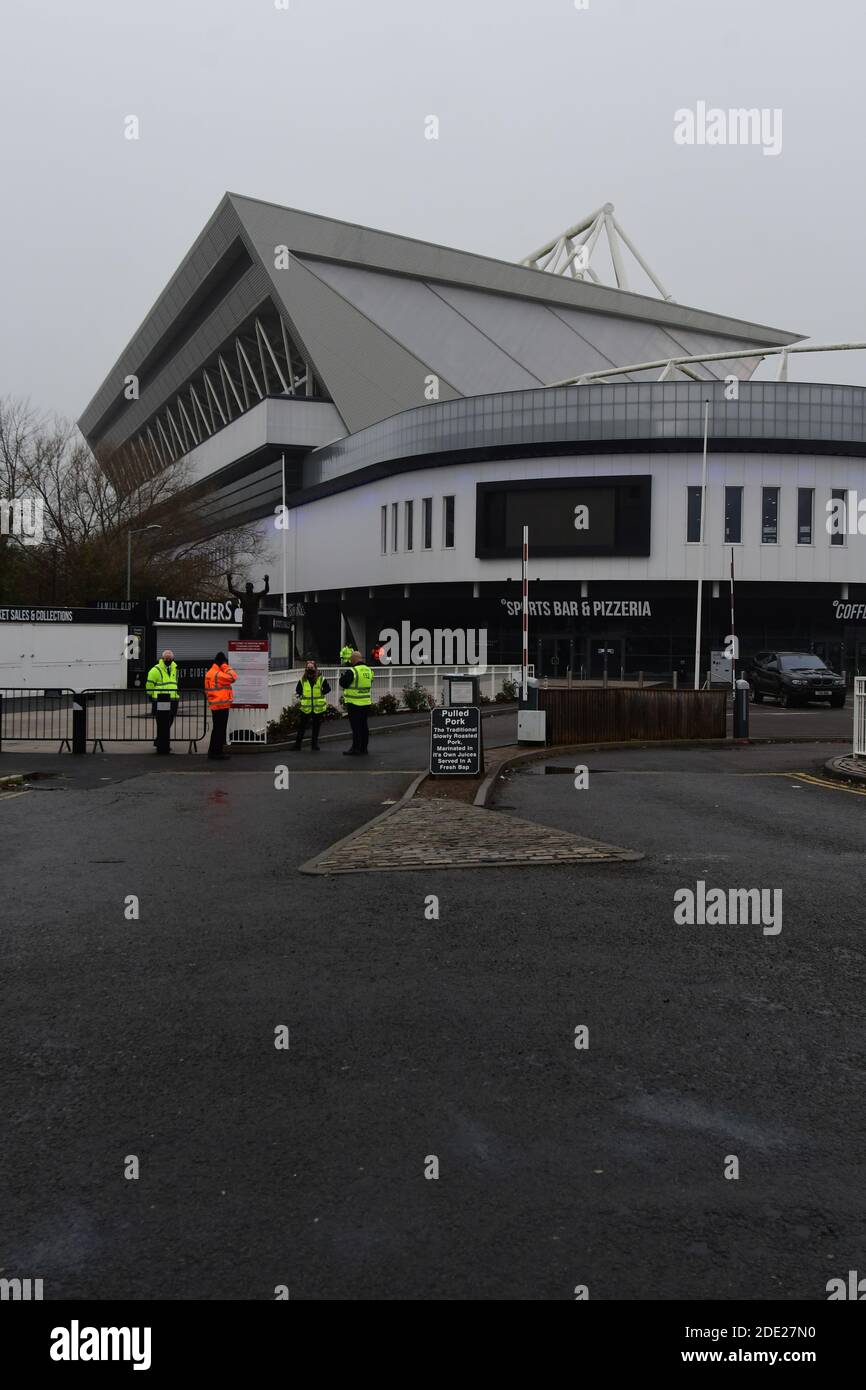 Bristol, Regno Unito. 28 Nov 2020. 28 novembre 2020.Bristol City Football Stadium sarà istituito dall'Esercito la prossima settimana se Covid 19 vaccinazione di massa approvazione è dato il via libera da parte dei funzionari della Salute. Credito immagine: Robert Timoney/Alamy Live News Foto Stock