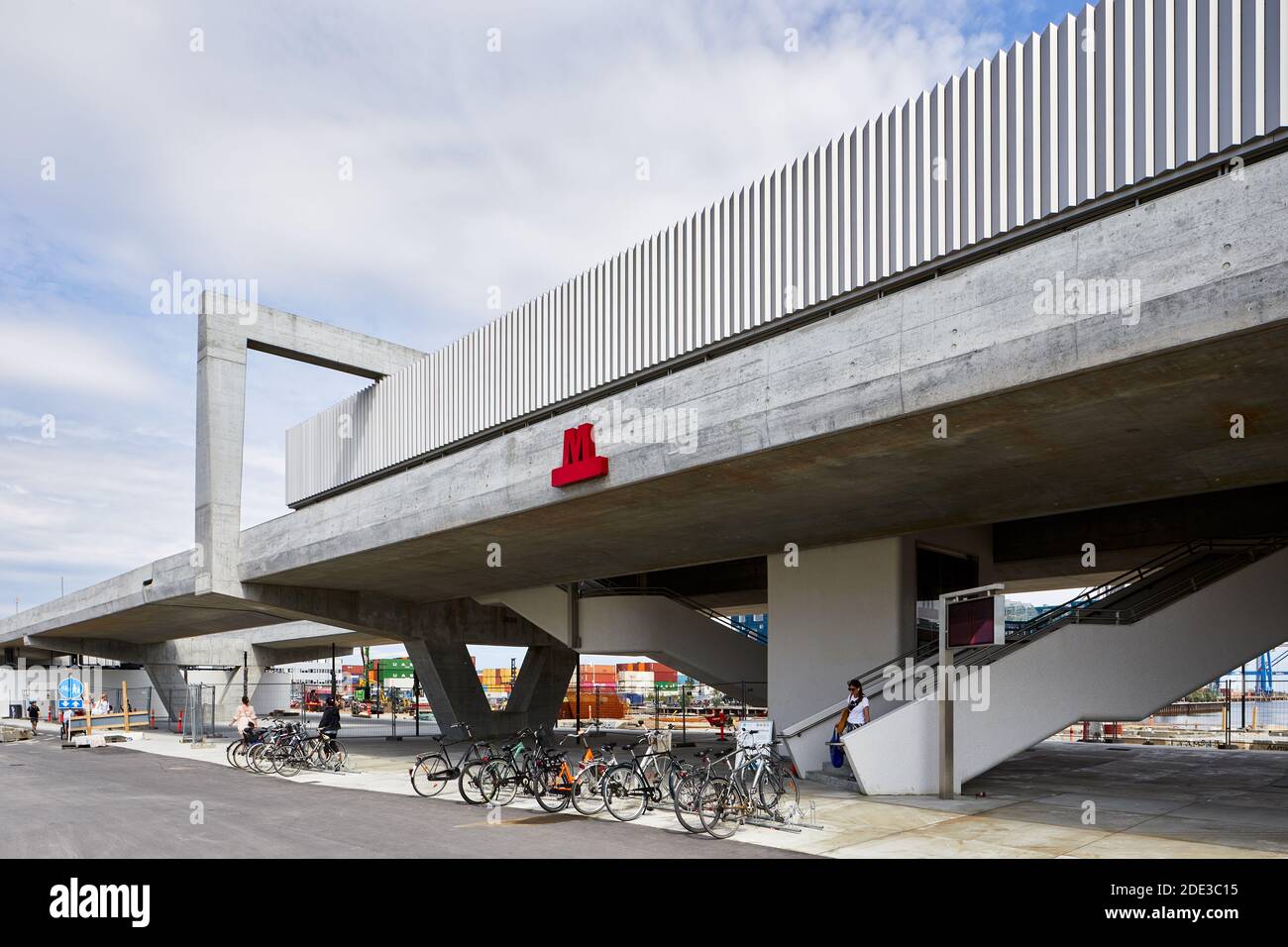 Orientkaj Station (Copenhagen Metro), progettato da Cobe + Arup, completato nel 2020; Copenhagen Nordhavn, Danimarca Foto Stock