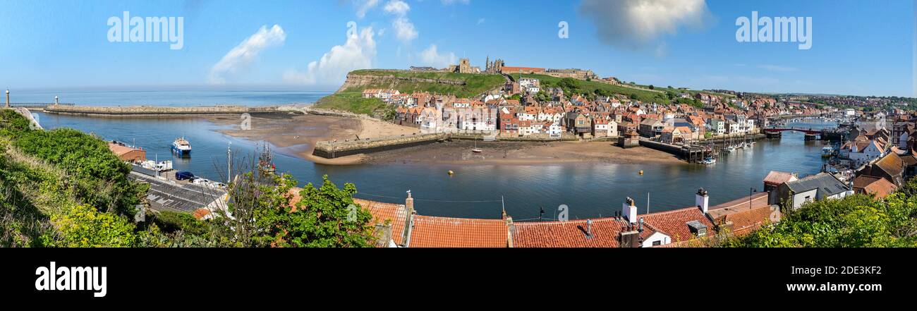 Vista panoramica di Whitby, Yorkshire, Regno Unito, il 21 maggio 2018 Foto Stock
