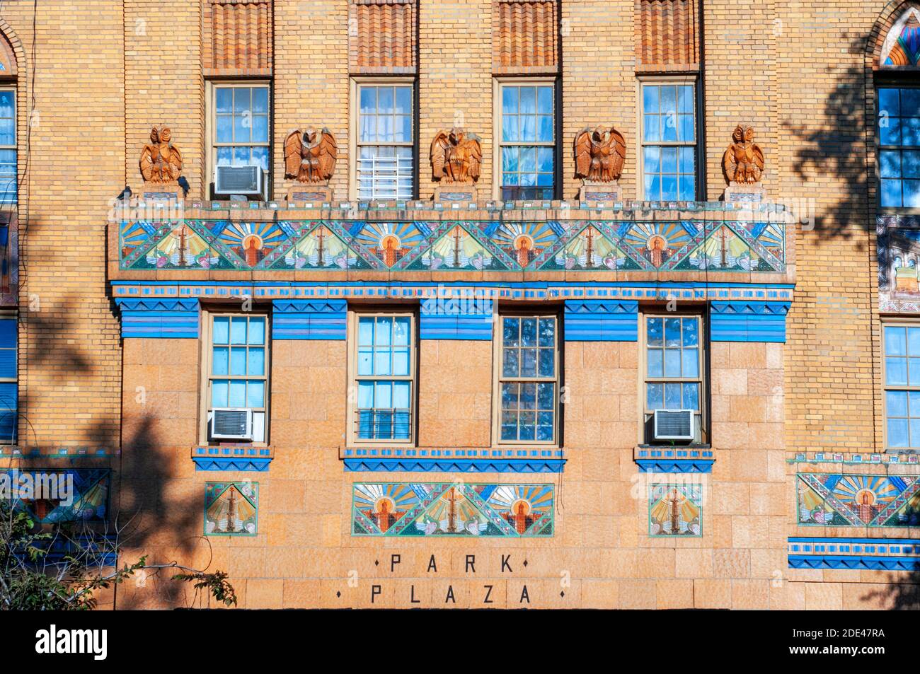 Appartamenti Park Plaza a Bronx. I Park Plaza Apartments sono stati uno dei primi e più importanti edifici in stile art deco costruiti nel Bronx i. Foto Stock