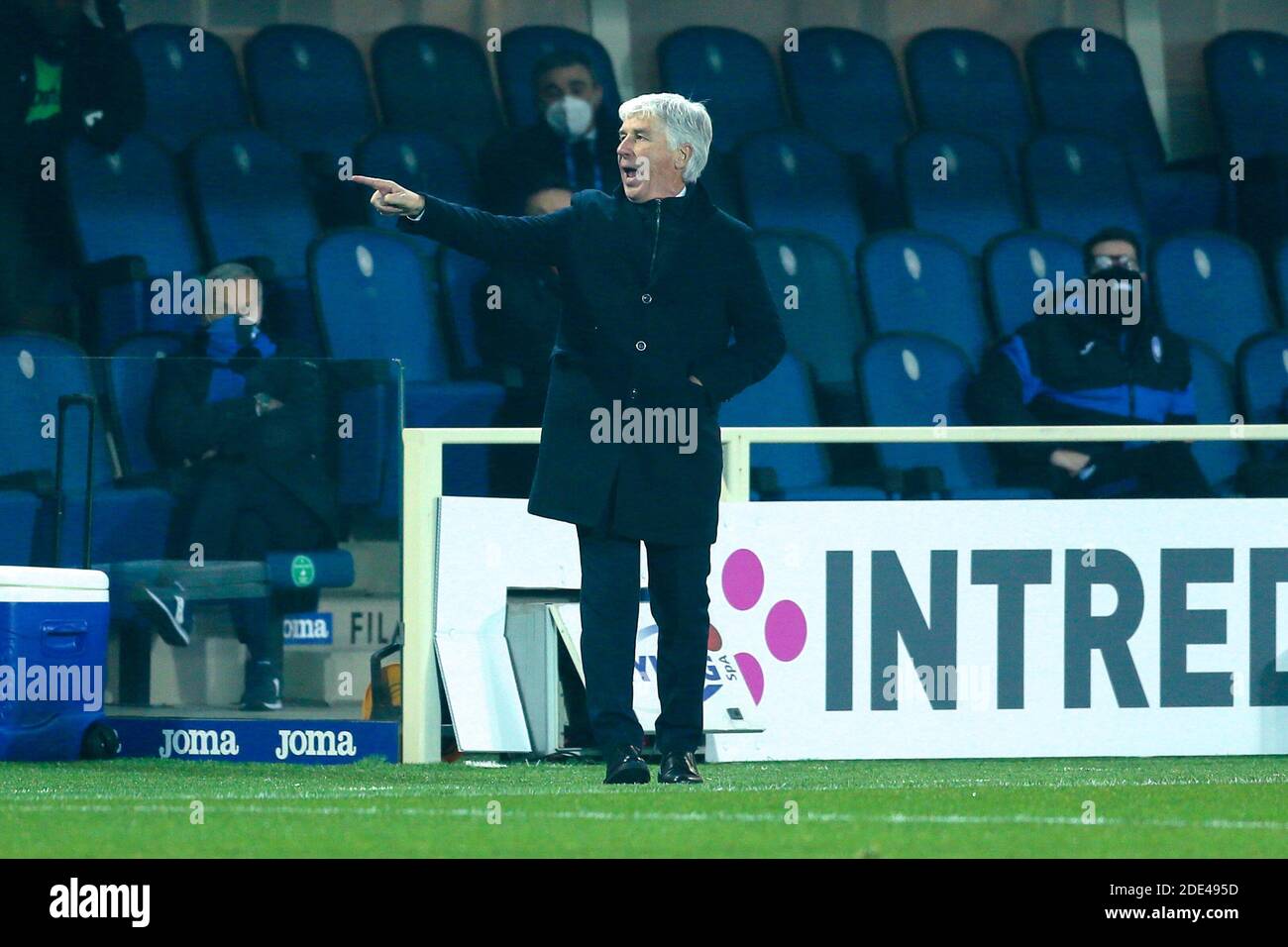 BERGAMO, ITALIA - NOVEMBRE 28: Allenatore Gian Piero Gasperini di Atalanta durante la serie A match tra Atalanta e Hellas Verona allo stadio Gewiss Foto Stock