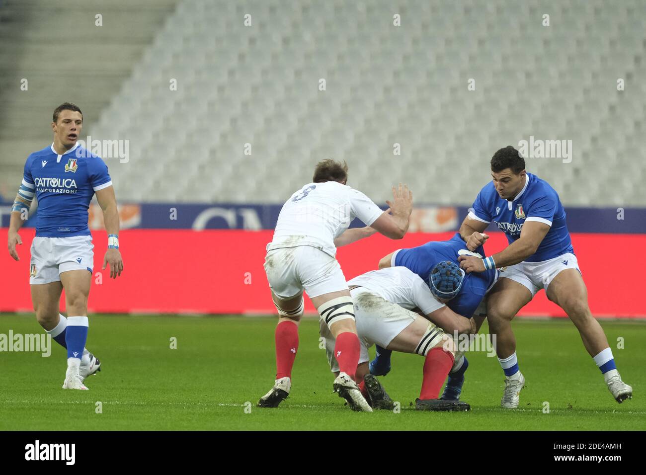 Saint Denis, Seine Saint Denis, Francia. 28 Nov 2020. La Prop of Italy Team GIOSUE ZILOCCHI in azione durante la Coppa d'autunno Nazioni 2020 Day 3 Pool B tra Francia e Italia allo Stade de France - St Denis - Francia. La Francia ha vinto 36-5 crediti: Pierre Stevenin/ZUMA Wire/Alamy Live News Foto Stock