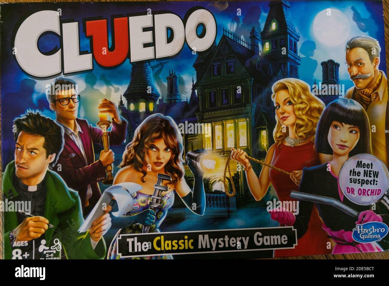 Durham, Regno Unito - 5 aprile 2020: Cluedo è un classico gioco da tavolo detective mistero assassinio prodotto per la prima volta da Waddington's, attualmente di proprietà di Hasbro. CRIM Foto Stock