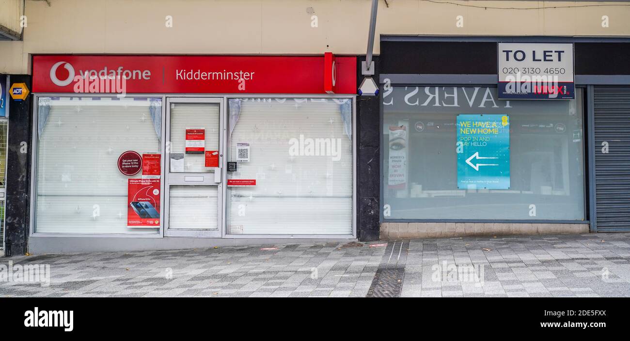 Negozi vuoti nel centro di Kidderminster. La vendita al dettaglio nel Regno Unito è in declino nei centri urbani britannici. Foto Stock