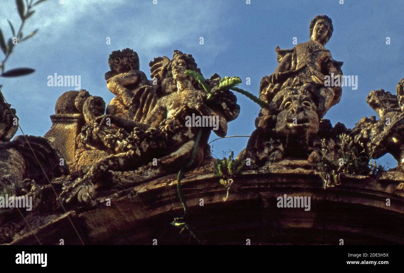 Reportage Sicilia, Italia, 1992, Villa Palagonia a Bagheria (scansionato dalla diapositiva Agfachrome) Foto Stock