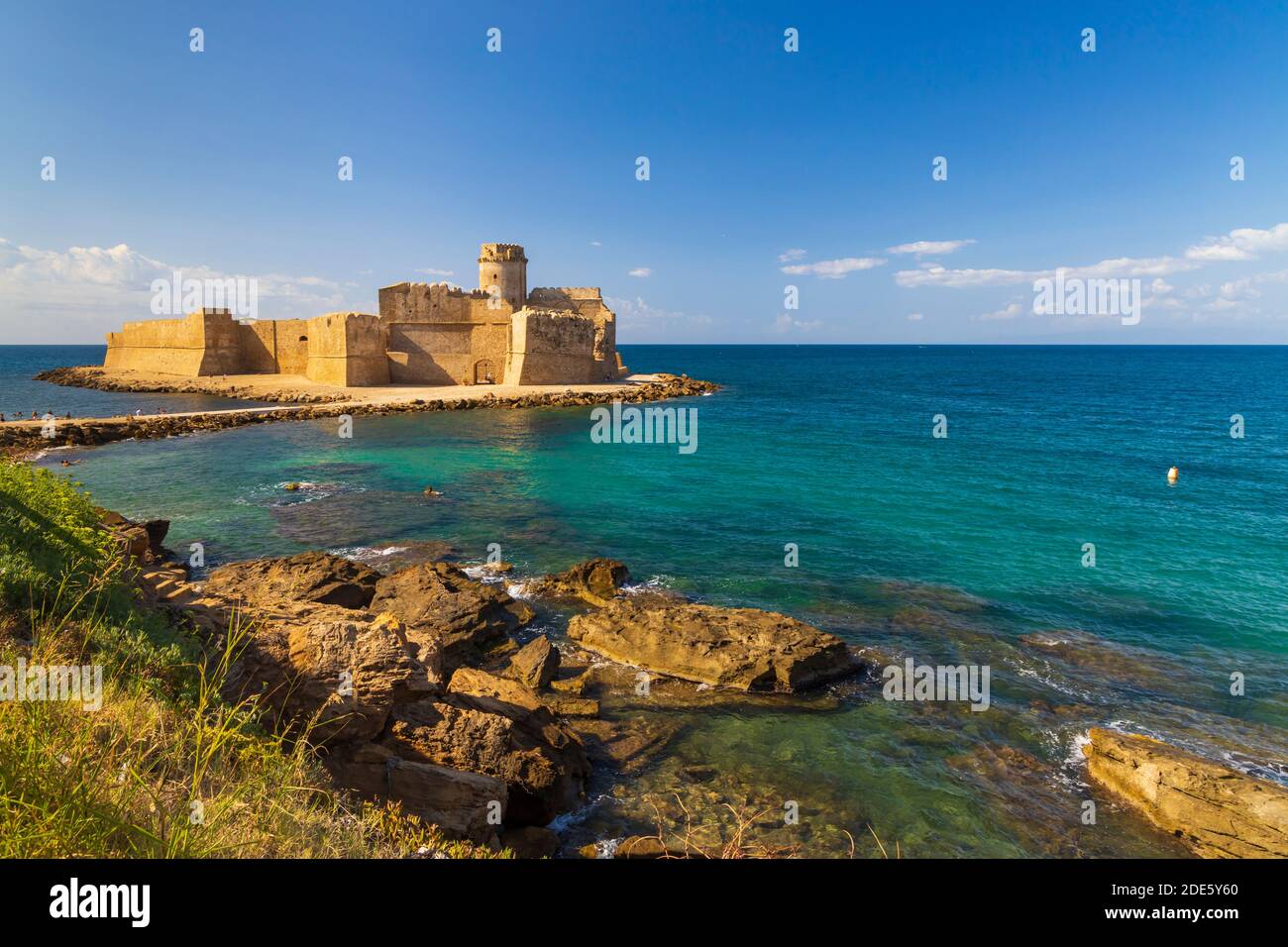 Castello di Isola di Capo Rizzuto, provincia di Crotone, Calabria, Italia Foto Stock
