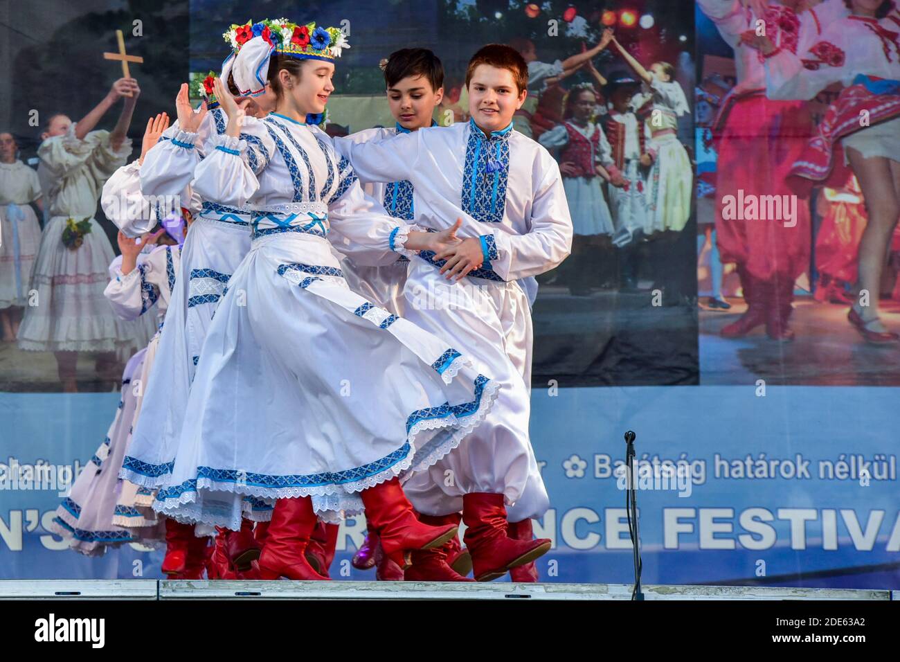 Sliven, Bulgaria - 1 giugno 2019: 23° Festival Internazionale di Danza Folcloristica per bambini amicizia senza frontiere Foto Stock
