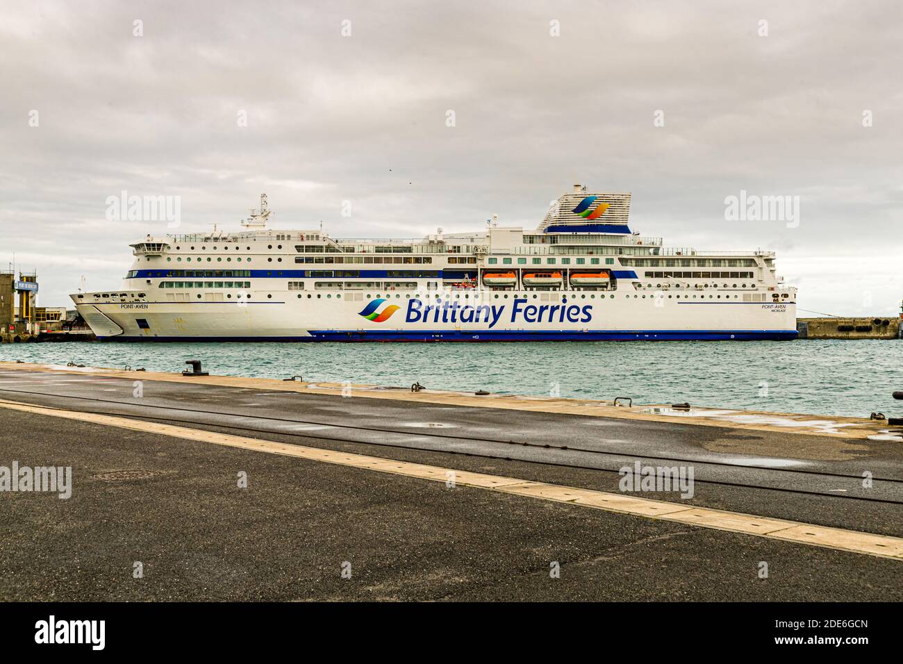 Traghetto Pont Aven di Bretagna Ferries a Roscoff, Francia Foto Stock