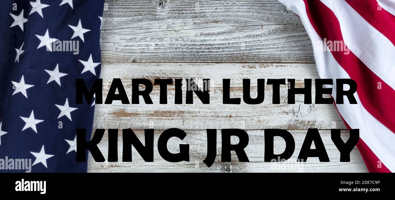 Happy Martin Luther King JR giorno sfondo con lettere e. Battendo bandiera USA Foto Stock
