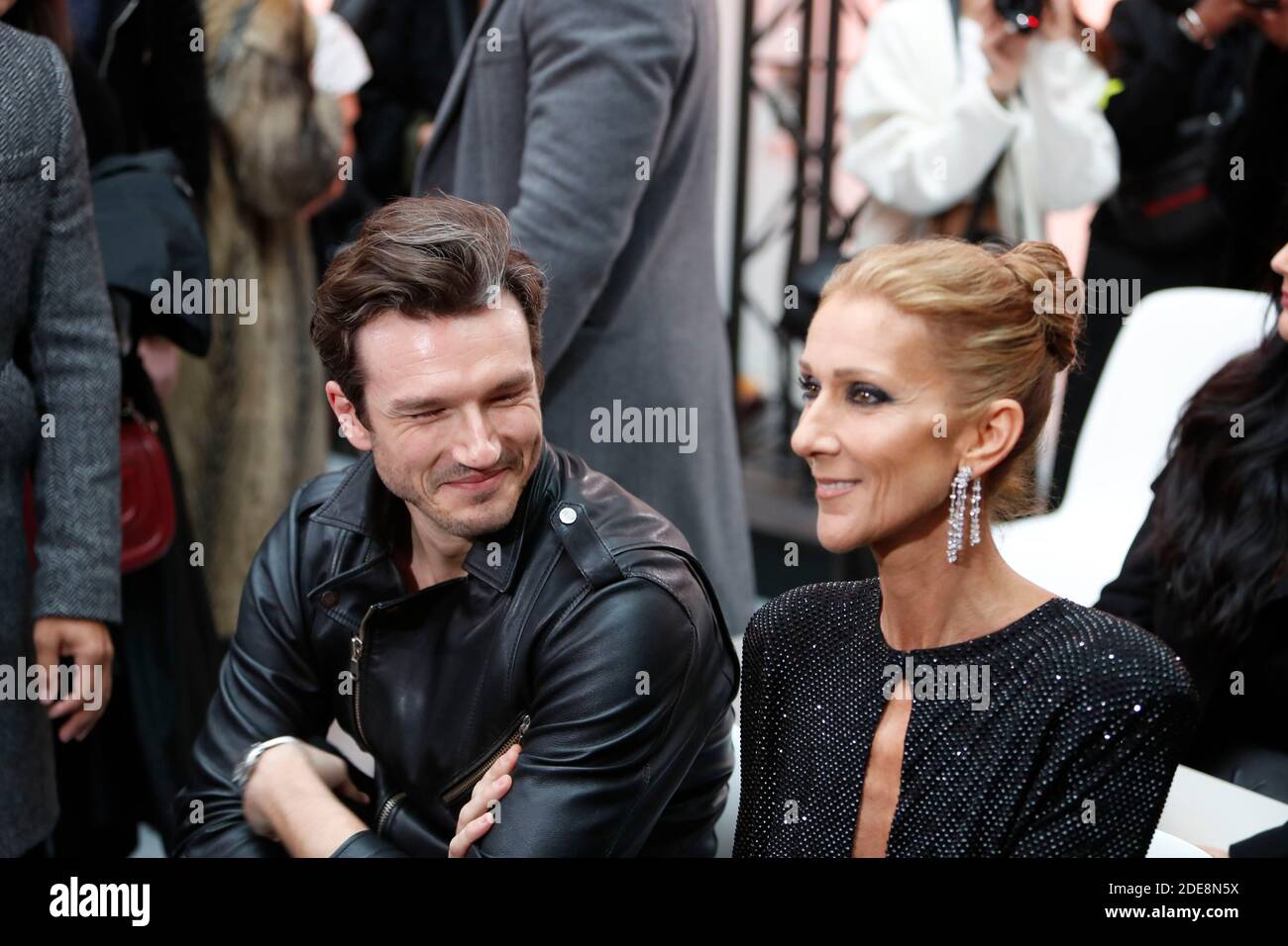 Amici a stretto contatto Celine Dion e Pepe Munoz partecipano allo spettacolo Alexandre Vauthier Haute Couture Primavera Estate 2019 come parte della settimana della Moda di Parigi il 22 gennaio 2019 a Parigi, Francia. Foto di Kendrick/ABACAPRESS.COM Foto Stock