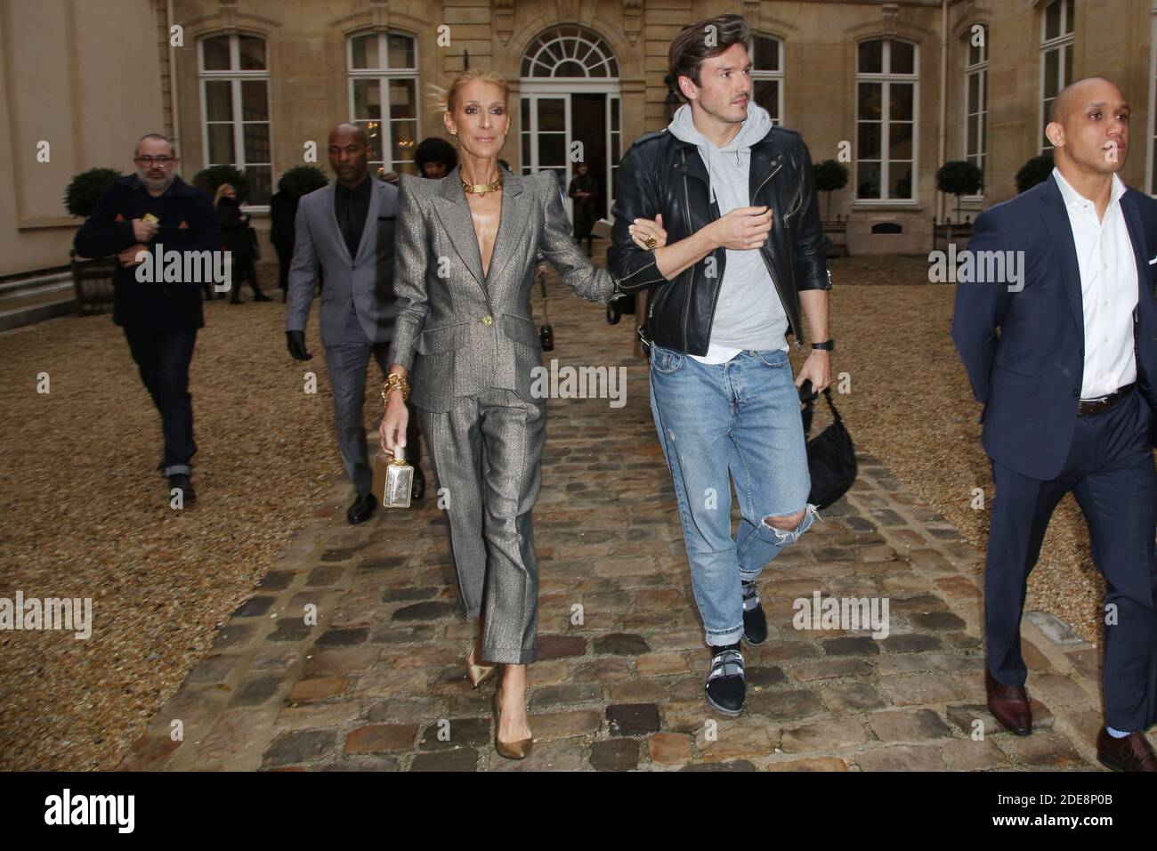 Celine Dion e Pepe Munoz al Ronald van der Kemp show come parte della settimana della moda di Parigi Haute Couture Primavera/Estate 2019-2020 il 23 gennaio 2019 a Parigi, Francia. Foto di Jerome Domine/ABACAPRESS.COM Foto Stock