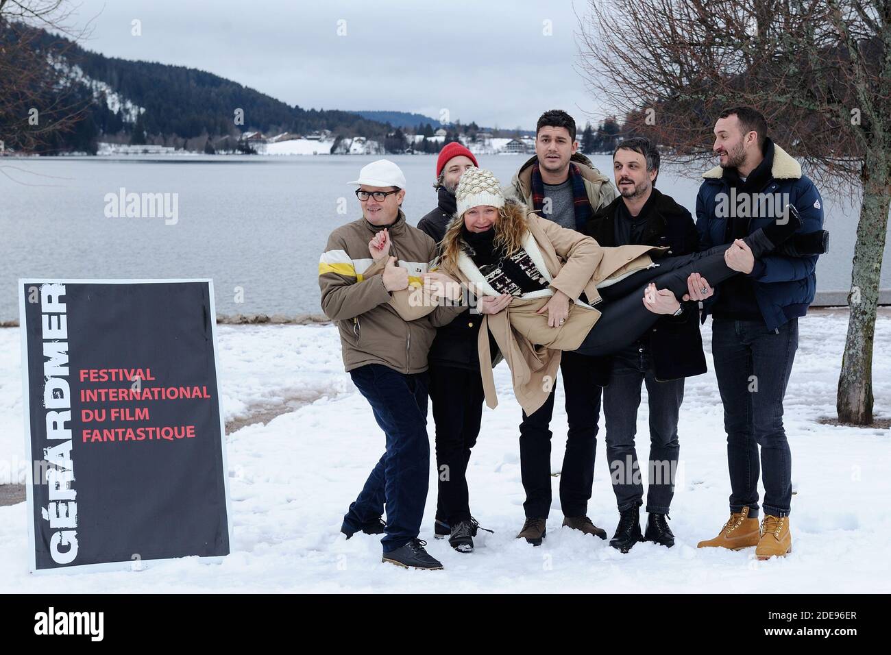 I membri della giuria 'Zombie zombie' del gruppo musicale Etienne Jaumet, Dr Schonberg e Neman Herman Dune aka Cosmic Neman, Julie Ferrier, Vincent Mariette e Sebastien Marnier partecipano alla fotocellula durante il 26° Festival del Cinema Gerardmer a Gerardmer, Francia, il 02 febbraio 2019. Foto di Aurore Marechal/ABACAPRESS.COM Foto Stock