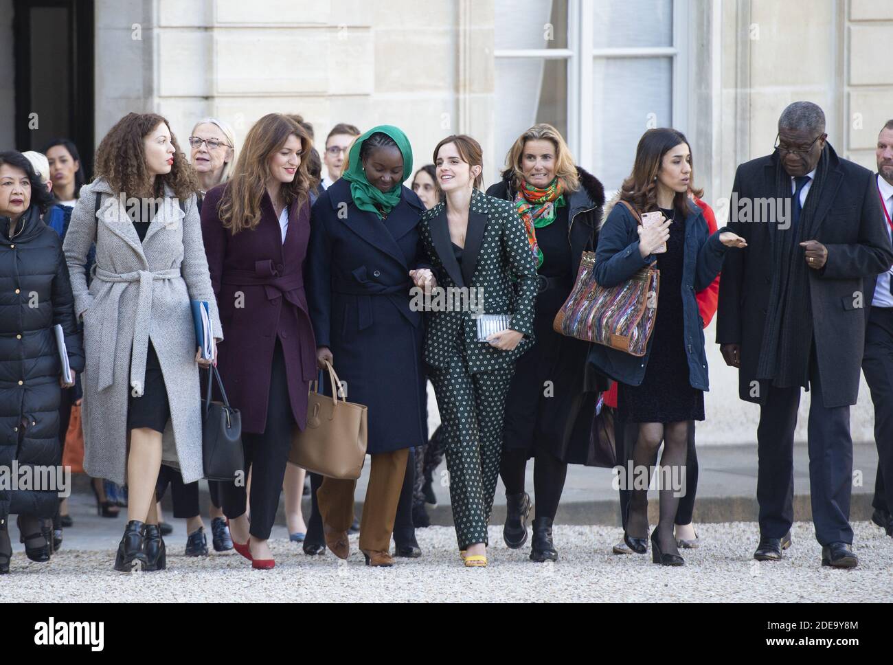 (Da L-R) Vice-sindaco responsabile della parità e dei diritti delle donne in Fontenays-sous-Bois Assia Benziane, ministro francese junior presso il primo ministro incaricato della parità di genere Marlene Schiappa, Aïssata Lam, attrice Emma Watson, Premio Nobel per la pace 2018 il dottor Congolese Denis Mukwege e il premio Nobel per la pace di Yezidi Nadia Murad arrivano al palazzo elysee per il Consiglio consultivo delle donne per l'uguaglianza a Parigi, Francia, il 19 febbraio 2019. Foto di Eliot Blondt/ABACAPRESS.COM Foto Stock