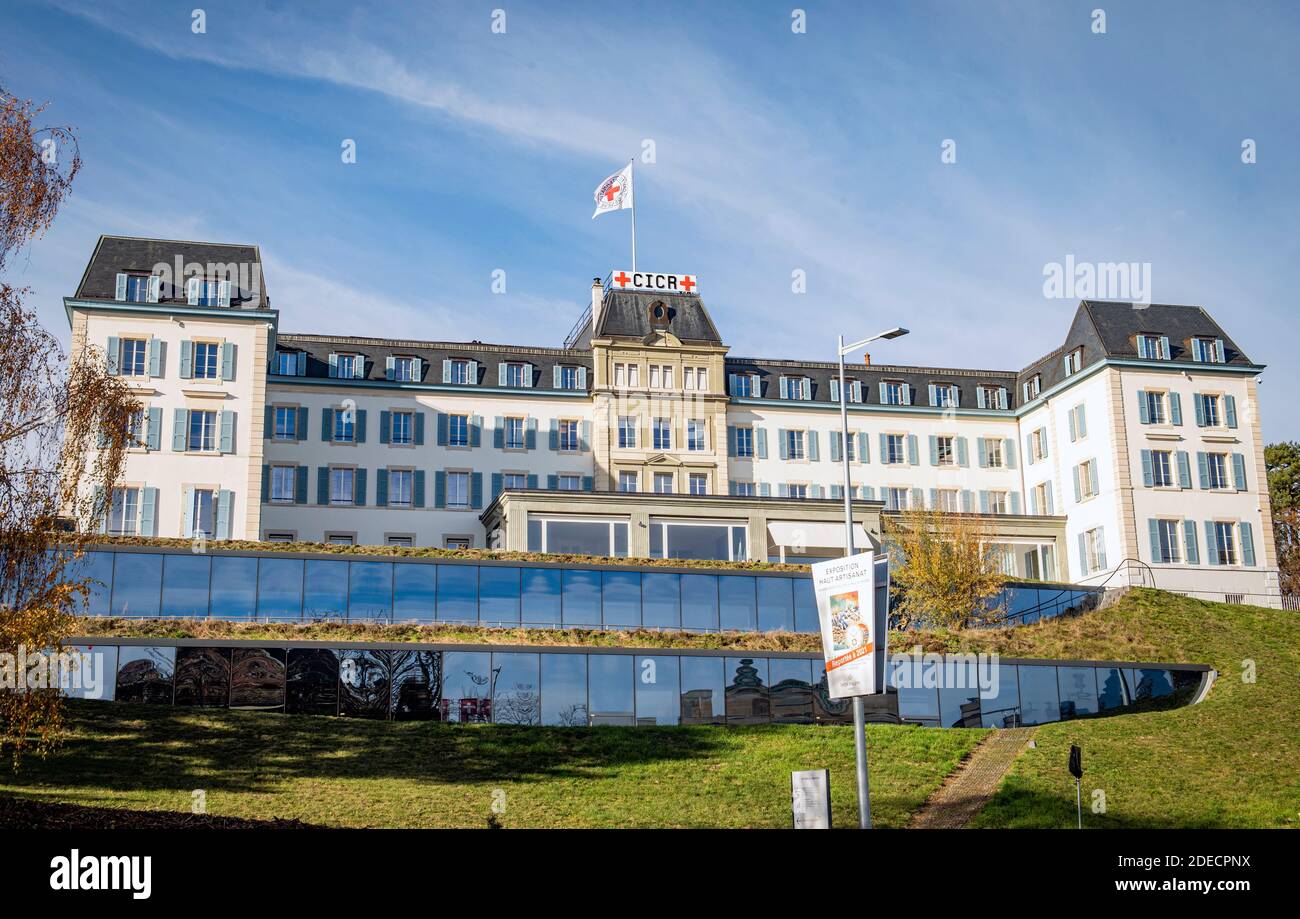 La sede del Comitato Internazionale della Croce Rossa (CICR) a Ginevra, Svizzera, il 17 novembre 2020. Foto Stock