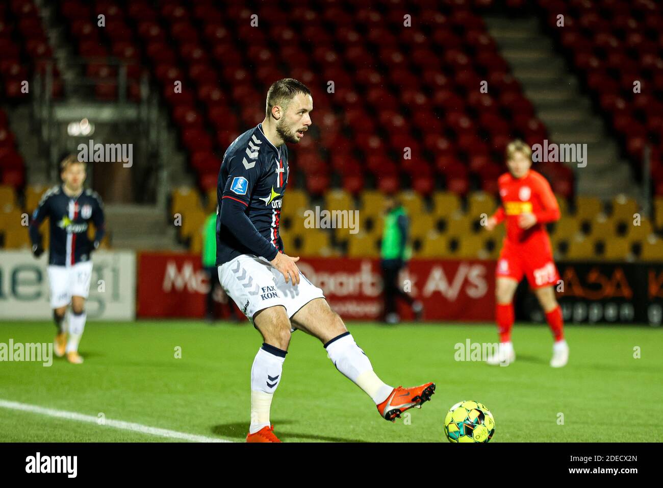 Farum, Danimarca. 29 Nov 2020. Casper Højer Nielsen (16) di AGF visto durante la partita 3F Superliga tra FC Nordsjaelland e AGF in diritto a Dream Park, Farum. (Photo Credit: Gonzales Photo/Alamy Live News Foto Stock