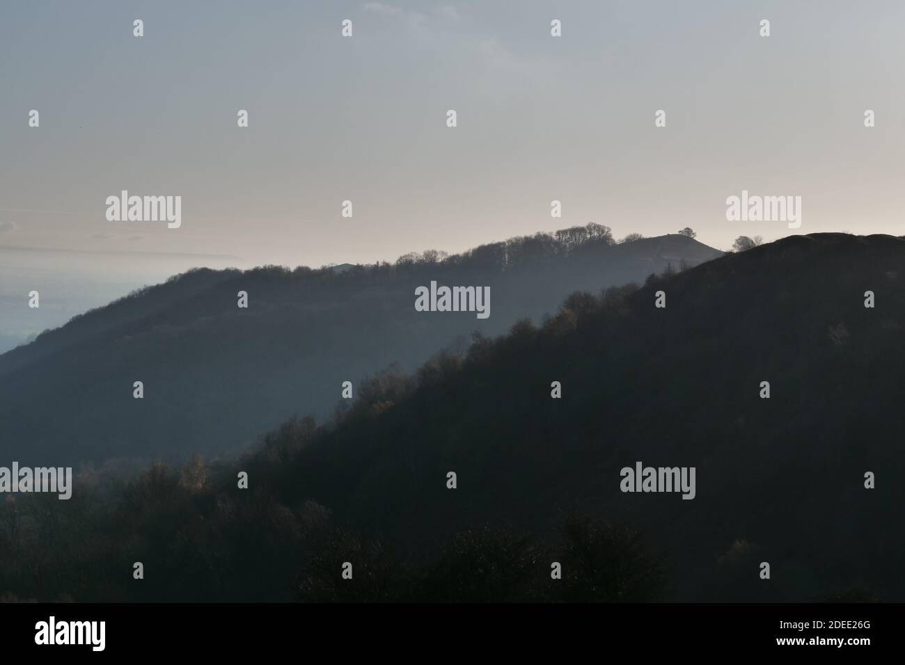 Camminando al British Camp, sulle colline di Malvern, vicino a Ledbury, Herefordshire, Inghilterra, Regno Unito Foto Stock