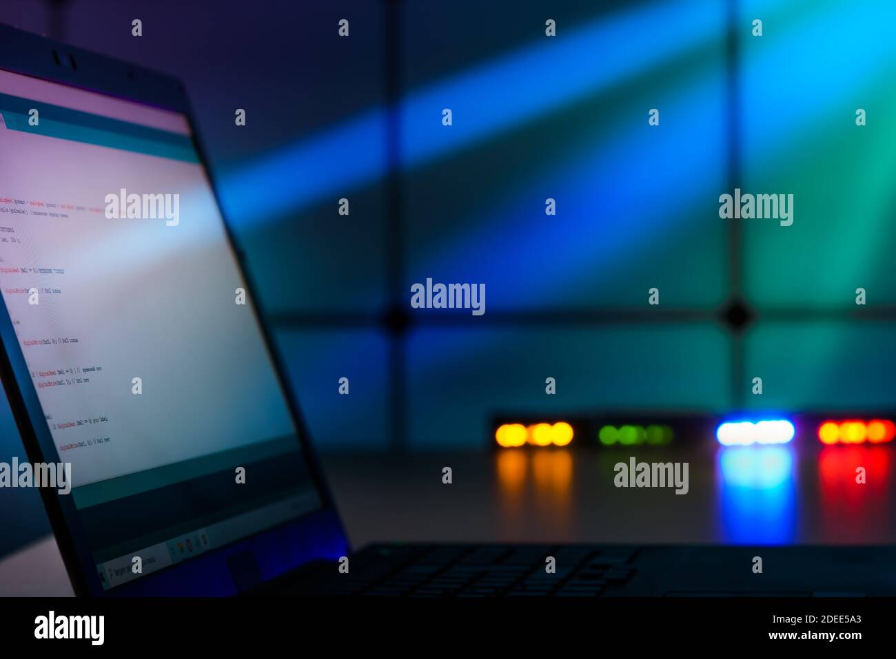 Codice programma del calcolatore sullo schermo del portatile Foto Stock