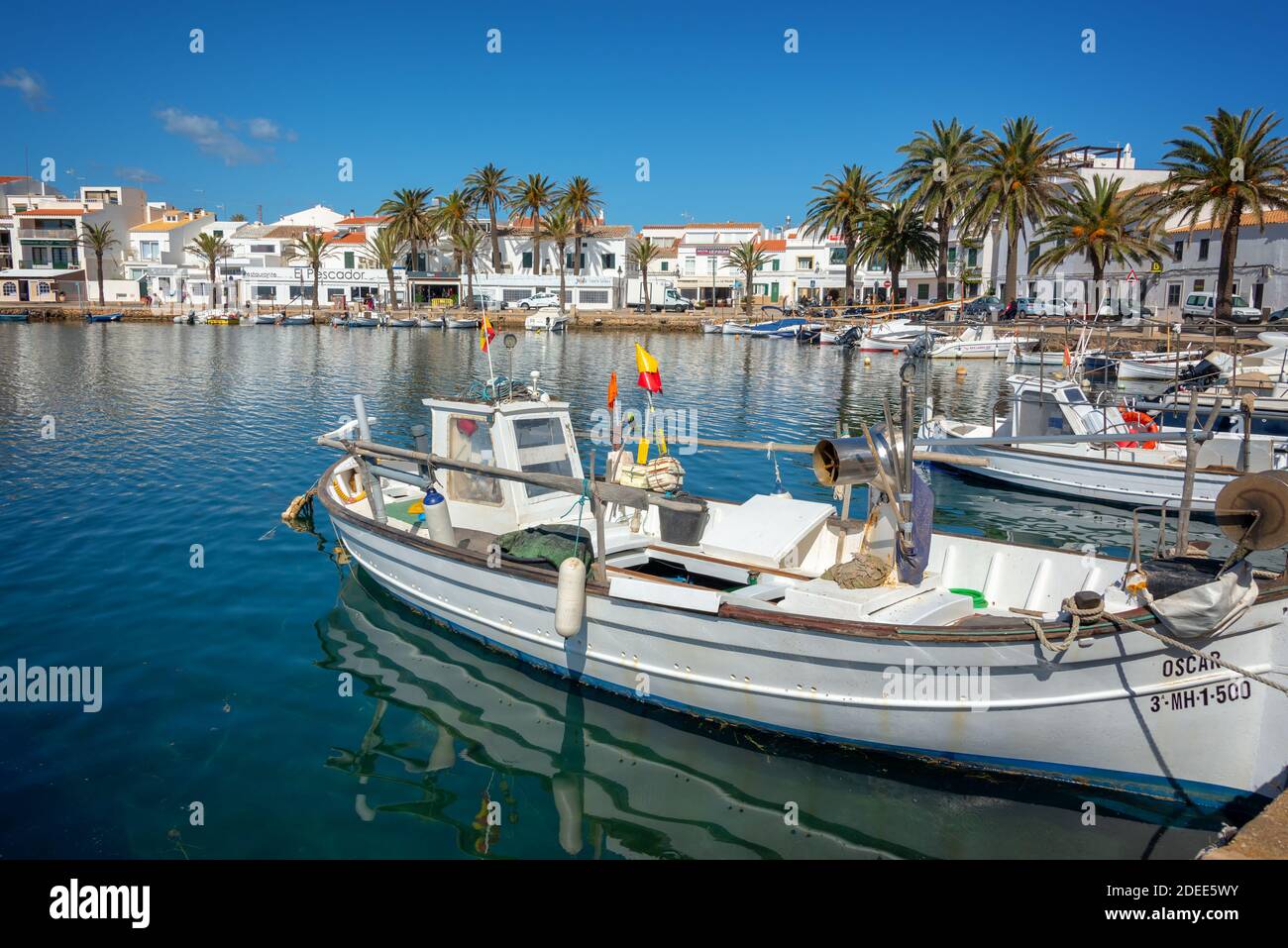 Porto di pesca di Fornells in Menorca, isole Baleari, Spagna Foto Stock