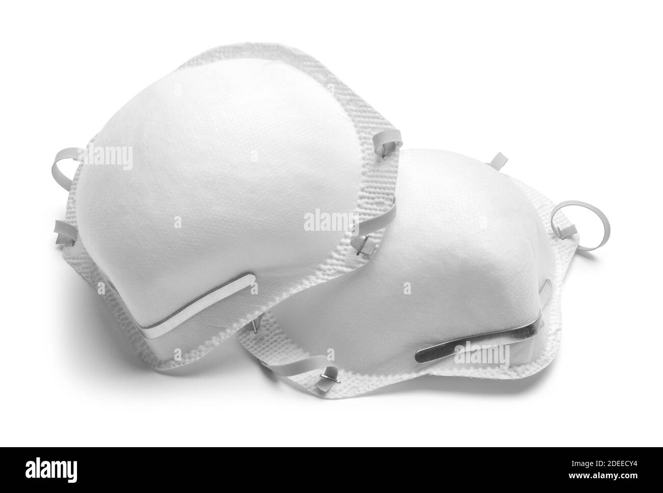 Paio di maschere N95 tagliate su bianco. Foto Stock