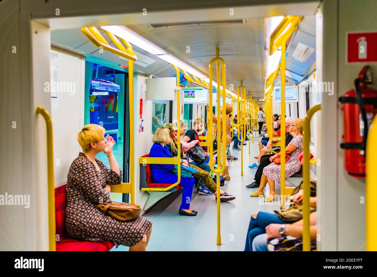 All'interno del carro della metropolitana di varsavia. Varsavia, Polonia, Europa Foto Stock