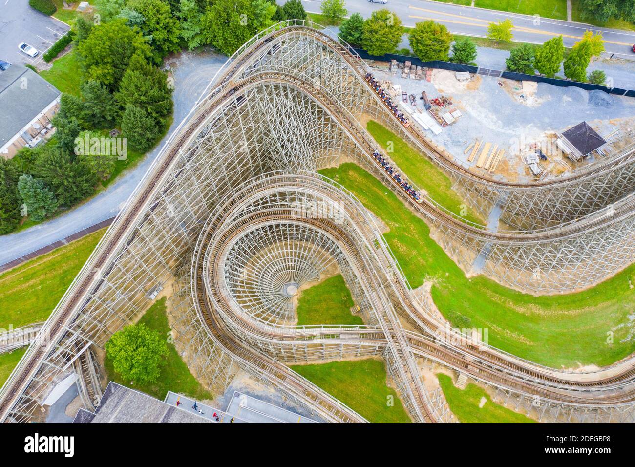 Vista aerea delle Great Bear Roller Coaster, del parco divertimenti Hersheypark, Hershey, Pennsylvania, USA Foto Stock