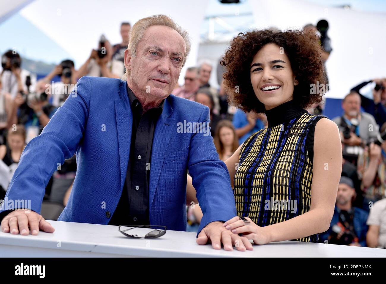 Barbara Colen e Udo Kier partecipano alla fotocellula per 'Bacurau' durante il 72o Festival annuale del Cinema di Cannes il 16 maggio 2019 a Cannes, Francia. Foto di Lionel Hahn/ABACAPRESS.COM Foto Stock