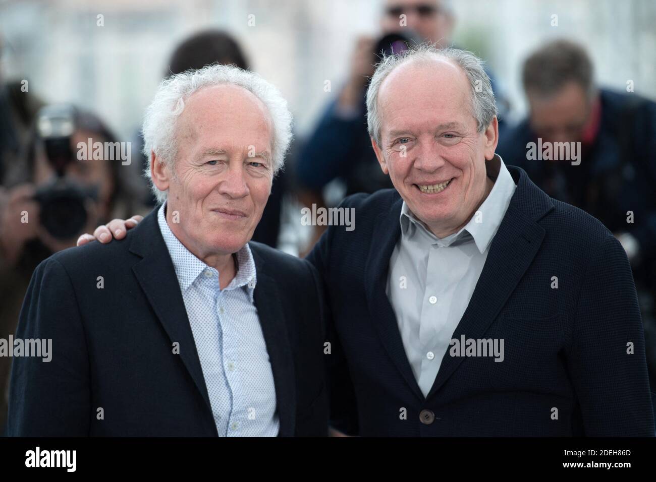 Jean-Pierre Dardenne e Luc Dardenne partecipano alla Photocall le Jeune Ahmed nell'ambito del 72esimo Festival Internazionale del Cinema di Cannes, in Francia, il 21 maggio 2019. Foto di Aurore Marechal/ABACAPRESS.COM Foto Stock