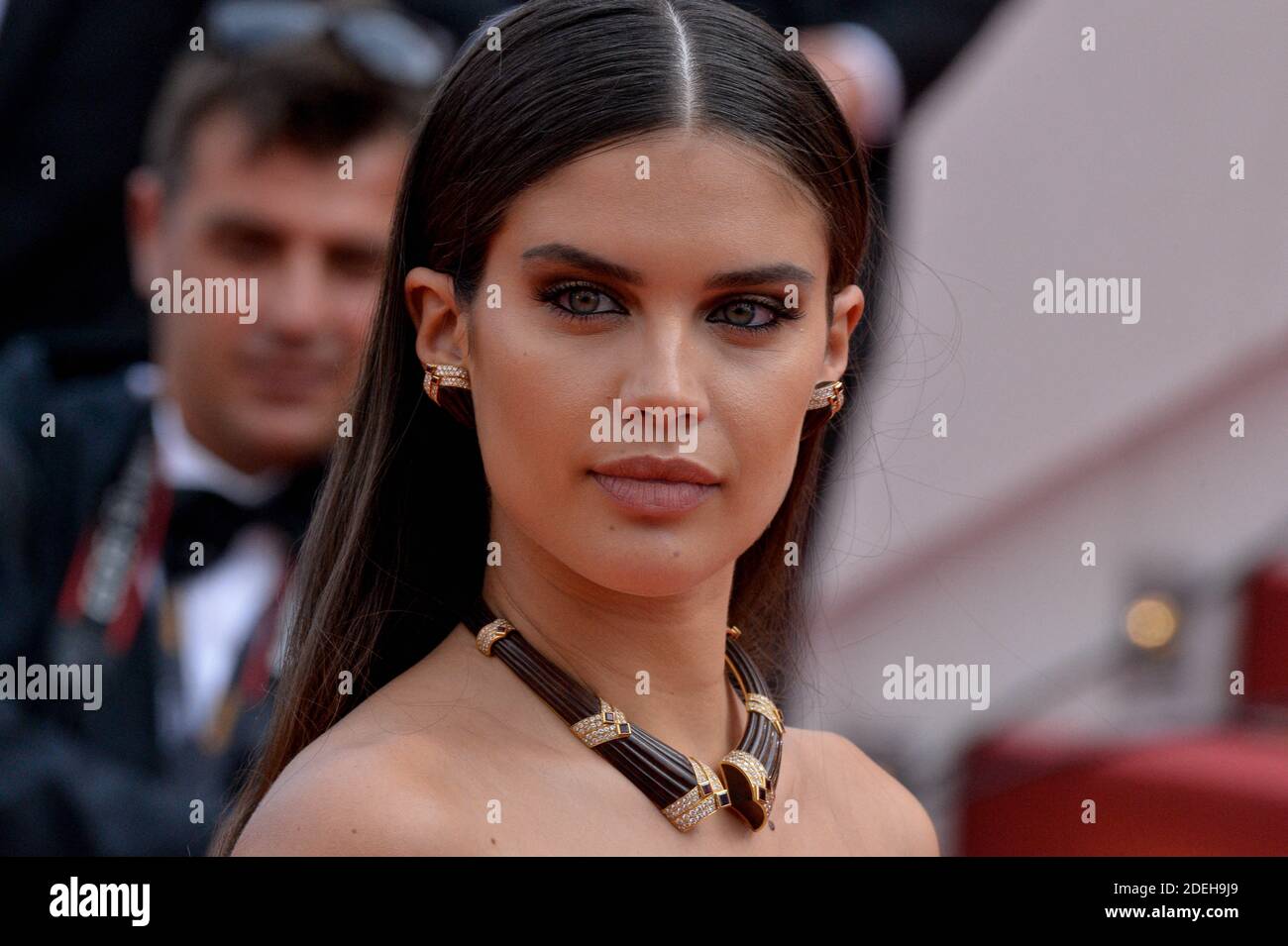 Sara Sampaio partecipa alla prima di Once upon A Time a Hollywood durante il 72nd Festival di Cannes a Cannes, Francia il 21 maggio 2019. Foto di Julien Reynaud/APS-Medias/ABACAPRESS.COM Foto Stock