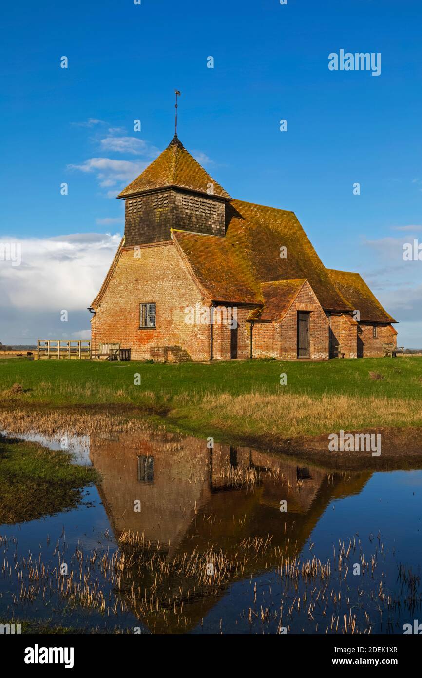 Inghilterra, Kent, Romney Marsh, Fairfield, St. Thomas Becket Church Foto Stock